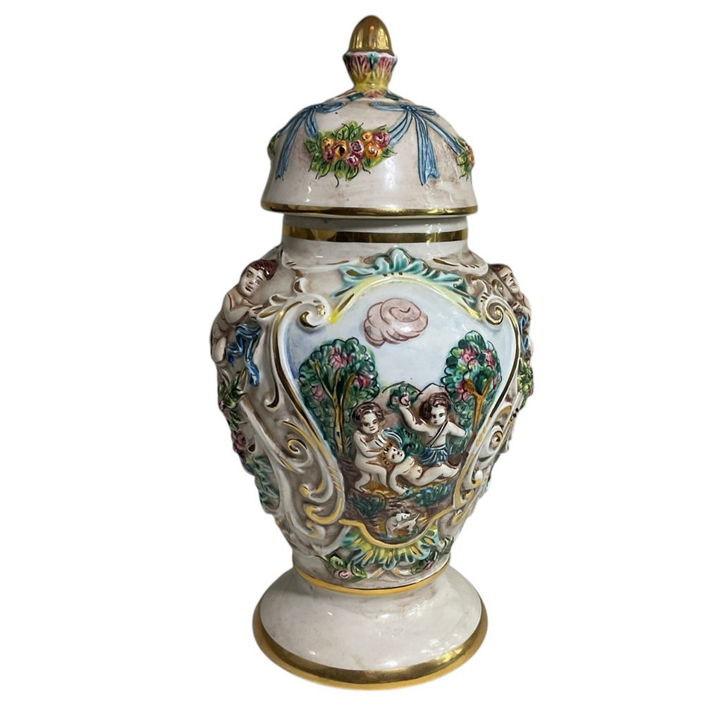 Vintage Capodimonte 3D Figural Cherubs With Flowers Lidded Ginger Jar Urn Italy - Picture 5 of 12